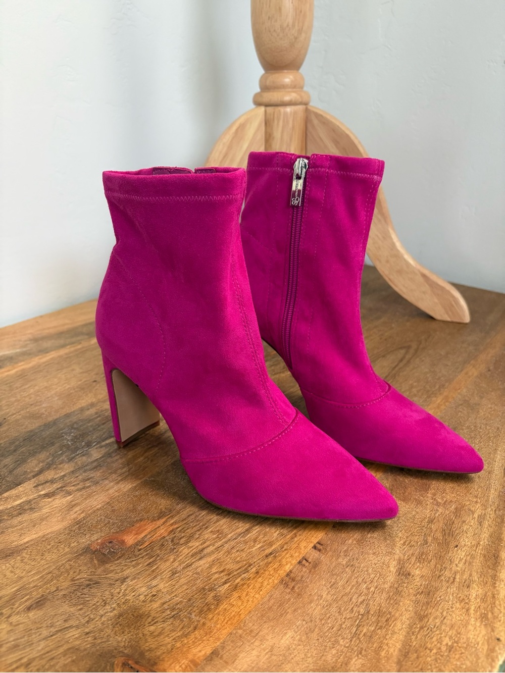 Jessica Simpson Briyanne Fuchsia Pointed Toe Block Heel Ankle Boots